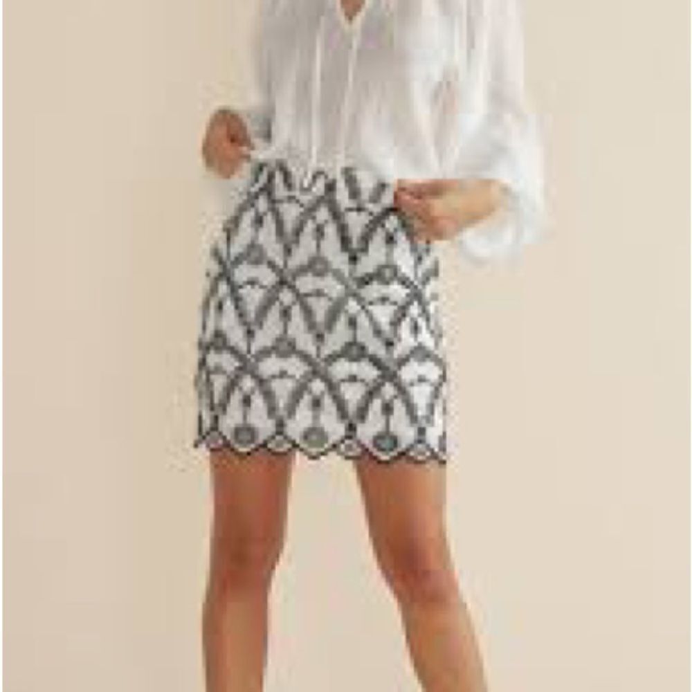 MINKPINK Harvey Mini  Skirt Black White Embroidered Floral Revolve SZ S NWT